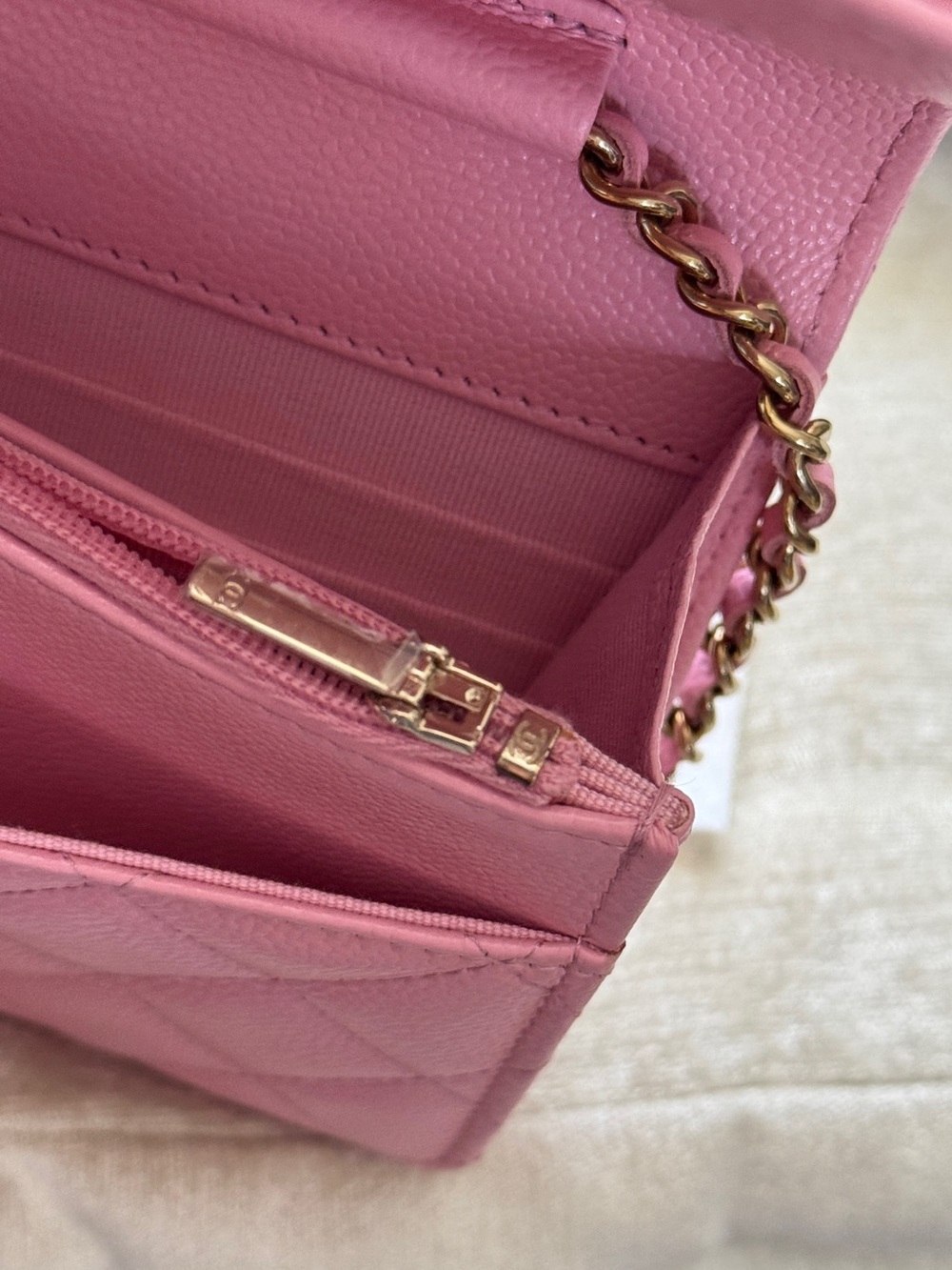 CHANEL Pink Quilted Caviar Leather Wallet Crossbody with Chain - Picture 7 of 10